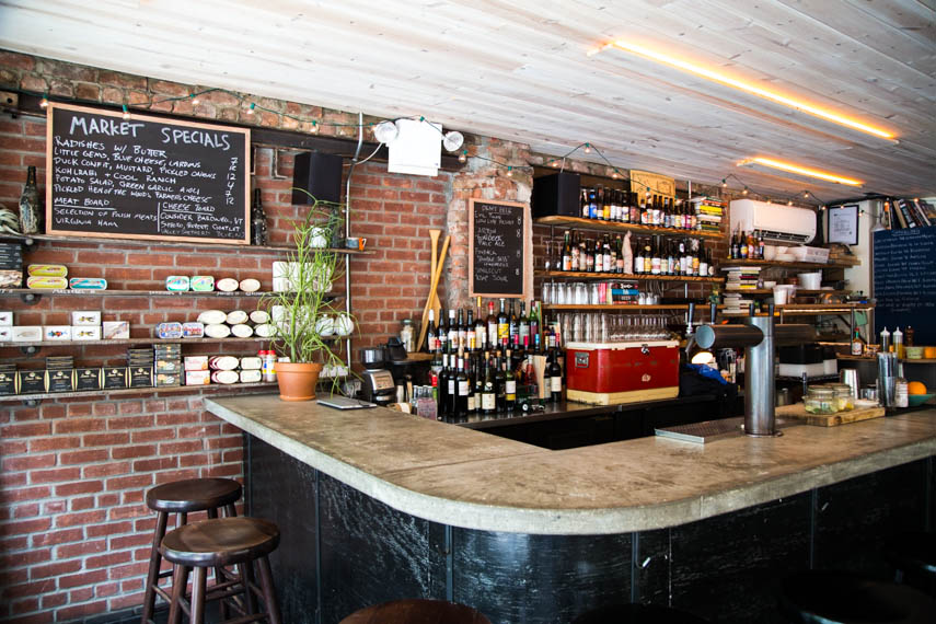 Maiden Lane Manhattan Sideways